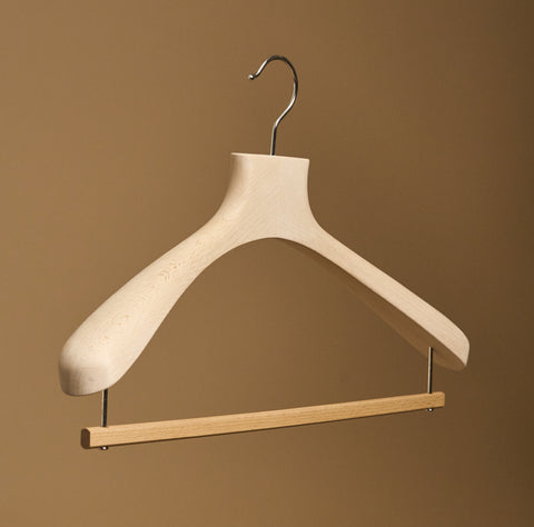 Chaccu Beechwood Hanger